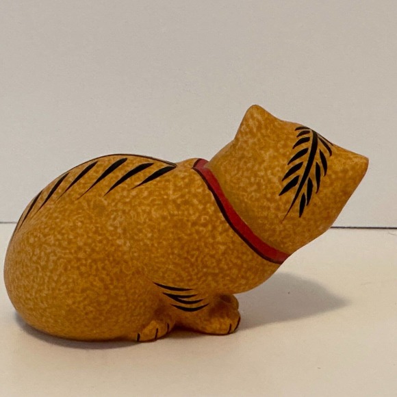 THE FRANKLIN MINT Curio Cabinet Cat Collection "CHALKWARE" Orange w/details VTG - Picture 2 of 5